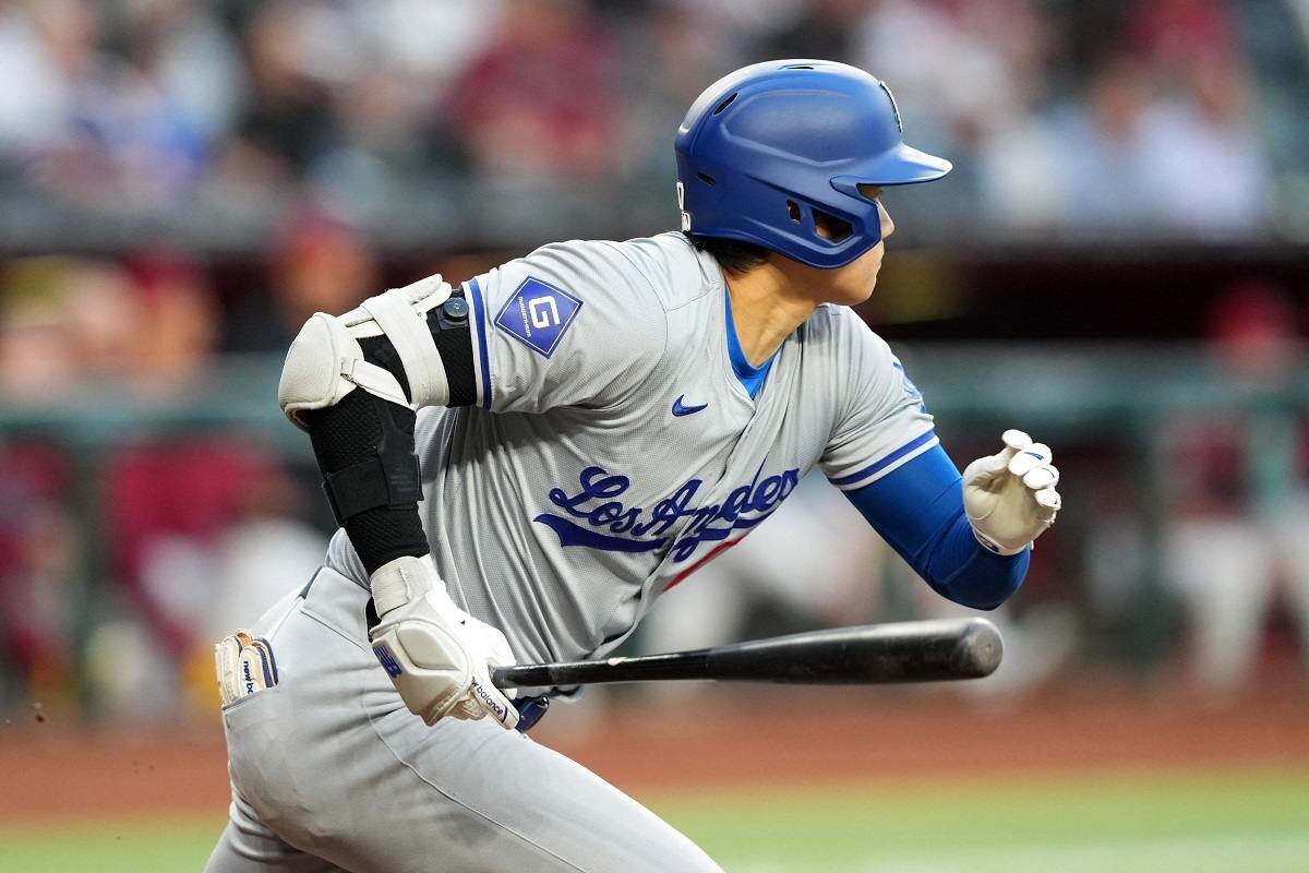 Shohei Ohtani has two singles, a walk and an RBI; Dodgers beat Diamondbacks 8-4
