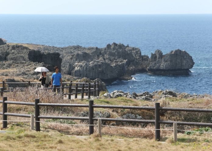 As visitors surge, Japan seeks ways to make tourism eco-friendly