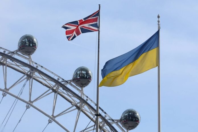 Refugees from Ukraine face declining job opportunities in Britain

