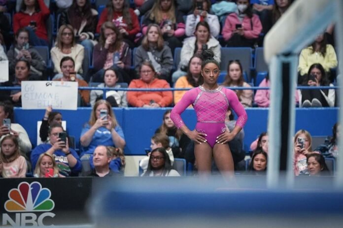 Simone Biles shines in return as Gabby Douglas scratches after a shaky start at the US Classic

