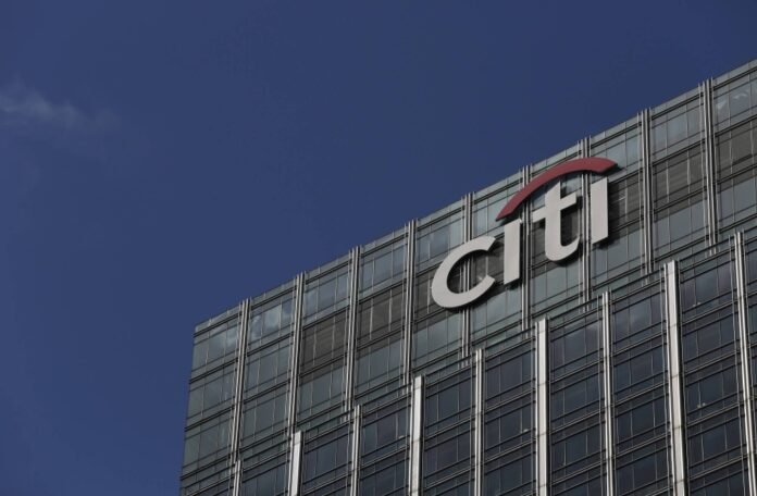 Citigroup has created a team in Tokyo catering to cross-border business needs of midsize firms in Japan. 