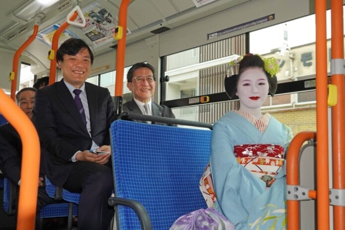 A new bus service was introduced in Kyoto as part of the city's efforts to address overtourism. 