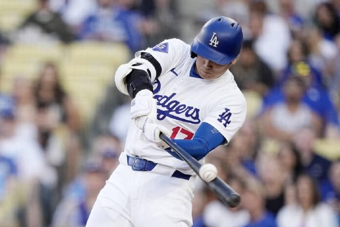 MLB: Freeman's Two-Out Single in 8th Inning Lifts Dodgers Past Royals 4-3 in Series Opener

