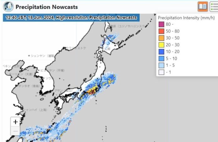 Officials urge caution as Tokyo experiences heavy rains

