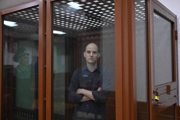 Russia opens secret trial of US reporter accused of espionage

