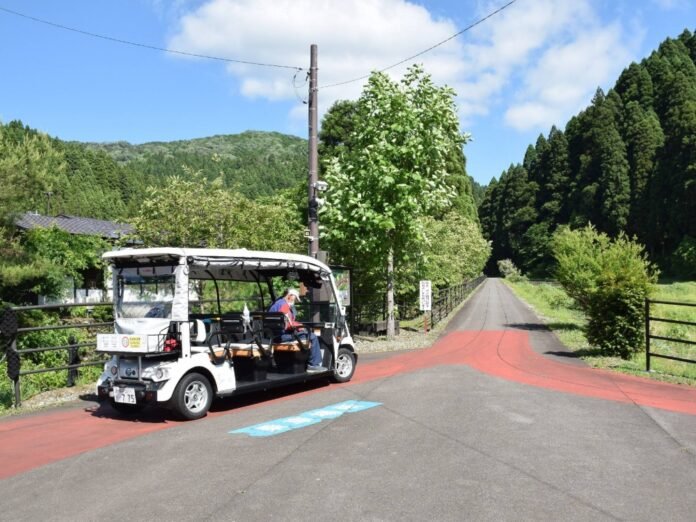 Self-driving cars are off to a bumpy start in the city of Fukui

