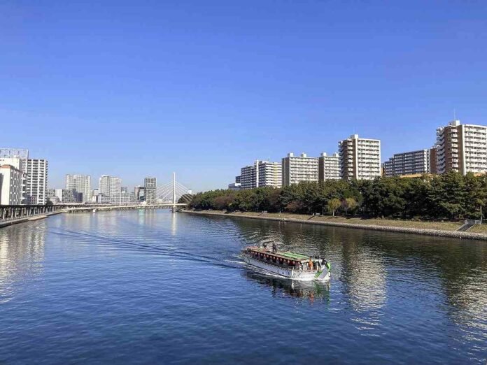  Tokyo's Shinagawa district is making waves with new boat tours;  Routes through Tokyo Bay, Meguro River and Keihin Canal offered

