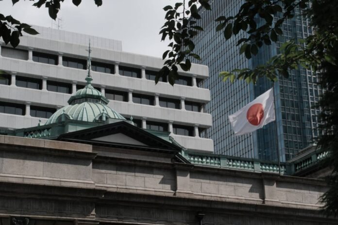 BOJ expects weak consumer spending to complicate rate ruling

