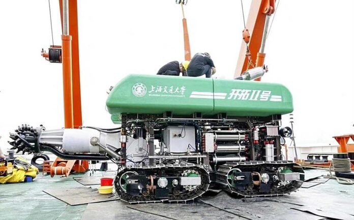 Chinese deep-sea mining vehicle successfully reaches 4,100 meters depth as Beijing seeks to secure natural resources

