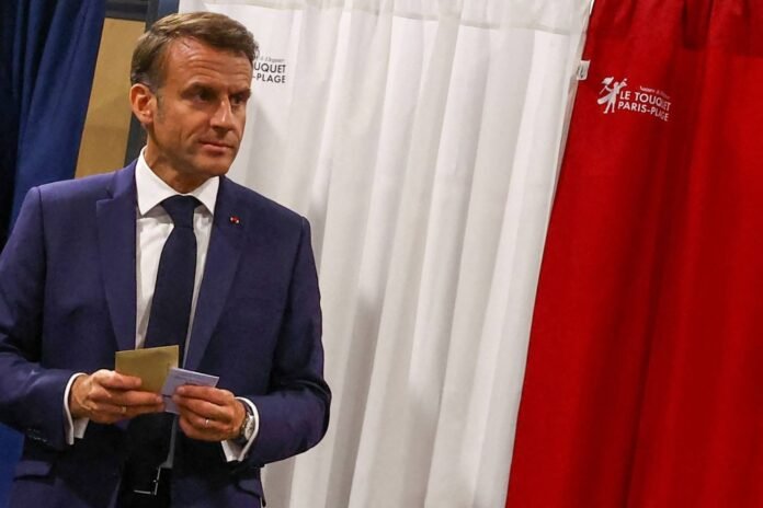 French left makes big gains, but parliamentary paralysis looms

