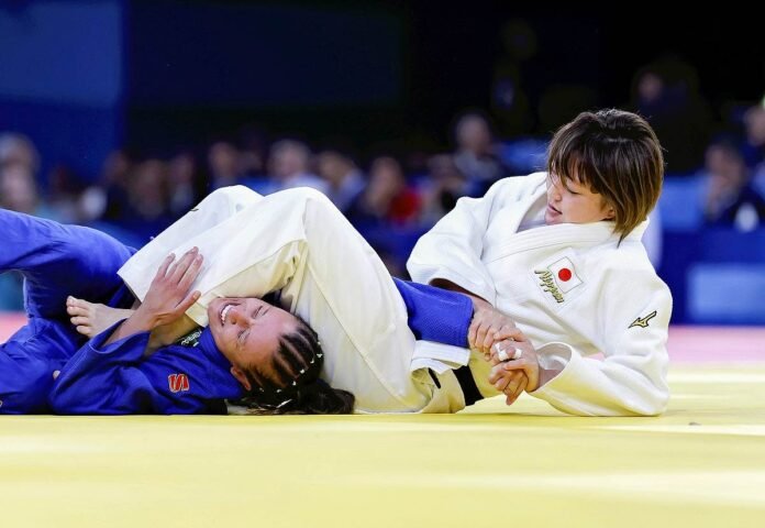 Kansetsu-waza Master Natsumi Tsunoda Wins Gold by Sticking to Her Judo Style; Judoka Blows Away Worries by Producing Results

