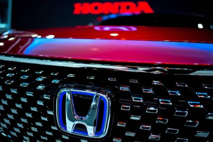 Major Japanese insurers to sell $3.1 billion worth of Honda shares, sources say

