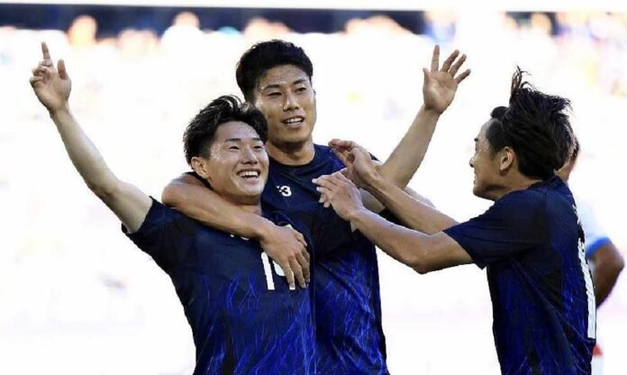 Olympics open with football win, rugby loss for Japan; Mito scores 2 goals in 5-0 win over Paraguay

