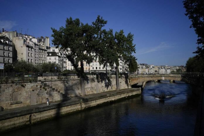 Paris 2024 Olympics: Men's triathlon race postponed until Wednesday due to pollution levels in Seine

