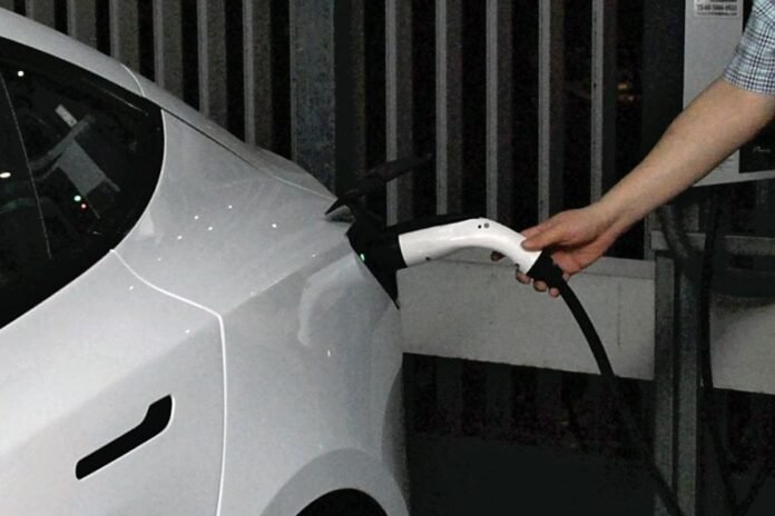 Real estate giants continue to install EV chargers; strong growth in demand expected


