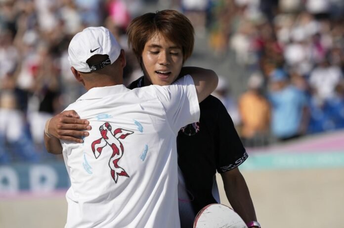 Yuto Horigome gives it his all in final skateboard trick; defends men's street title with support from family and fans

