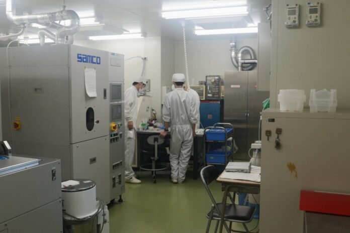 Battle for talent in Japan's chip industry heats up

