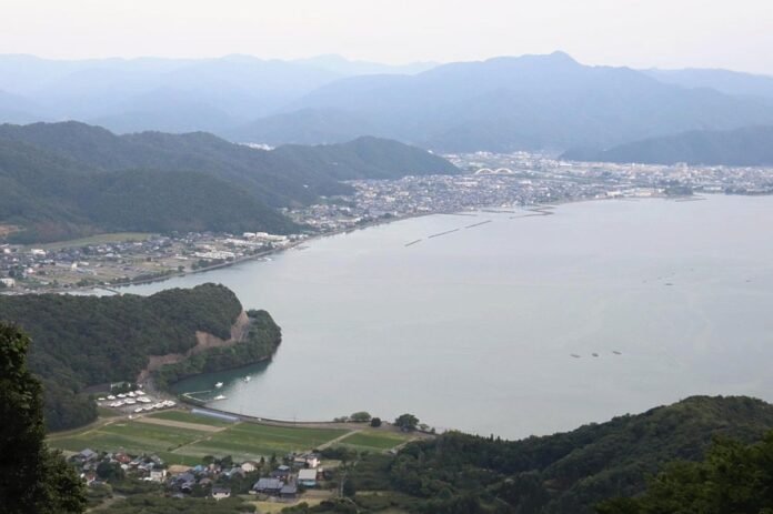 Fukui: Take a ride on the Angel Line; stunning, unfolding views of the calm sea in Obama Bay await you

