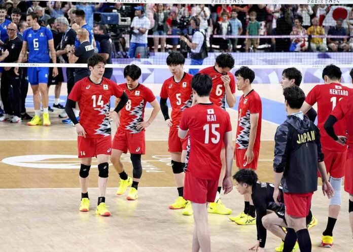 Japan men's volleyball team suffers heartbreaking defeat, losing 2-3 to Italy in quarterfinals at Paris Olympics

