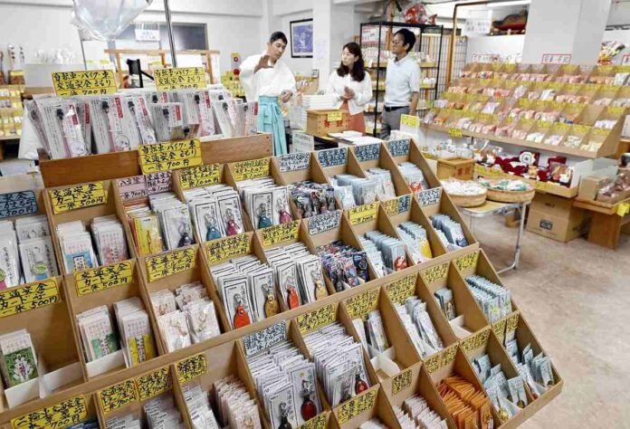 Okayama: Shrine offers 700 types of talismans, from the common to the unique; 'Talismans to meet the needs of every visitor'

