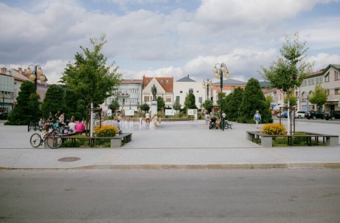 Sleepy Czech town helps Europe compete in global chip war

