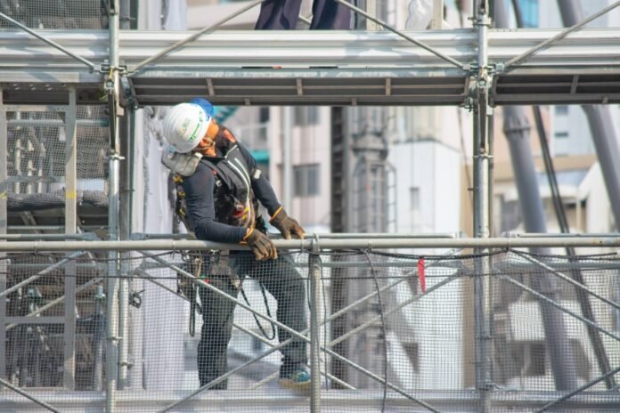 Clocking out: Japan's hotter summers limit outdoor work

