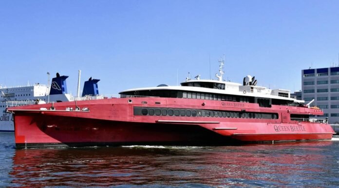 JR Kyushu Jet Ferry ordered to fire safety and operations managers for covering up water leak; first such order in Japan

