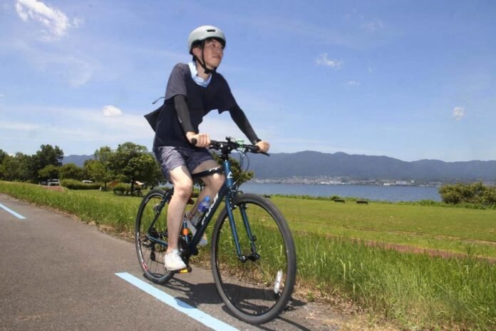 Shiga: A 50km bike tour on scenic Lake Biwa

