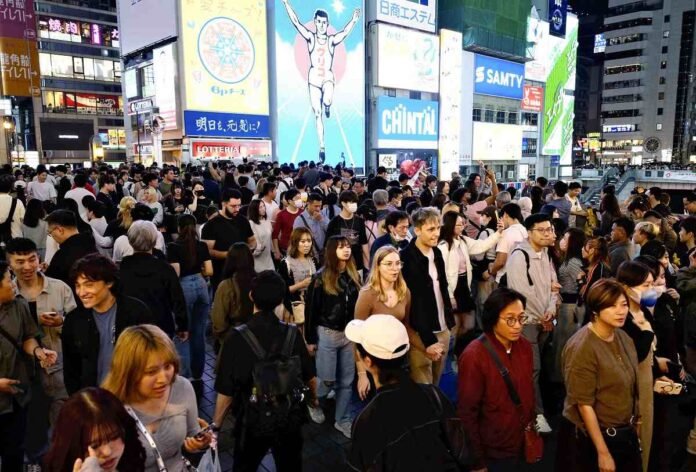 Foreign visitors to Japan reached record levels in September

