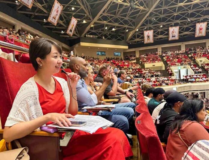 Sumo scene / live English commentary service begins and shares the unique culture of Sumo

